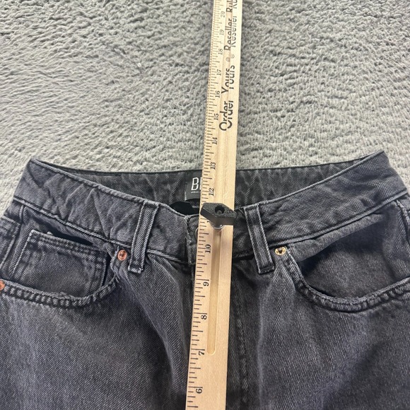 Urban Outfitters BDG Jeans Womens 27x29 Gray Cotton Denim Mom Tapered Workwear - Picture 3 of 10